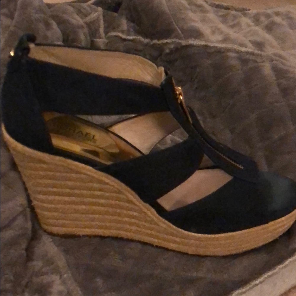 Michael Kors Espadrilles; navy with gold zipper